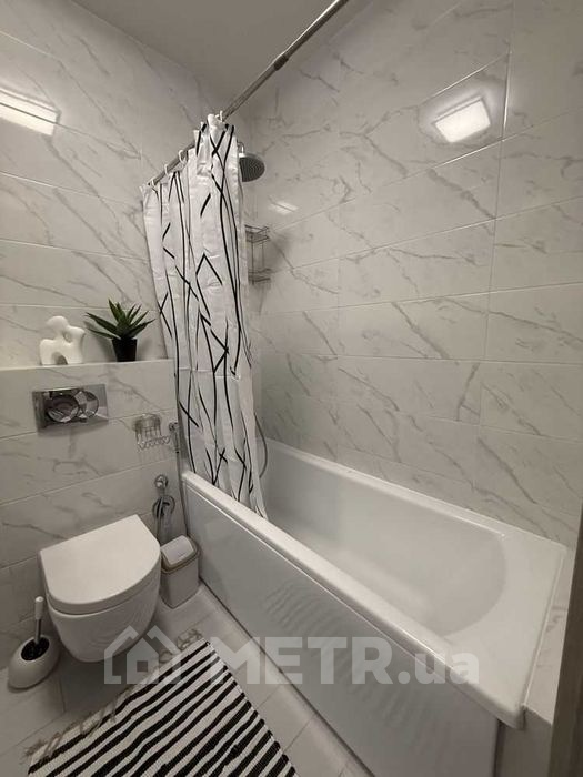 Фото квартиры, г. Одесса, ул. Берёзовая 2 (21859-8)