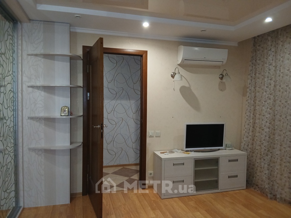 Фото квартиры, г. Одесса, ул. Бреуса 62 (21869-12)