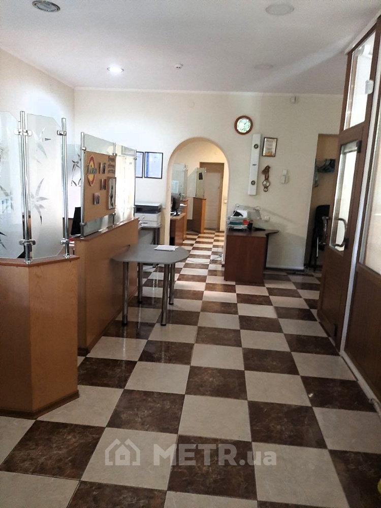 Фото коммерческой недвижимости, г. Одесса, Старобазарный Сквер (21885-1)