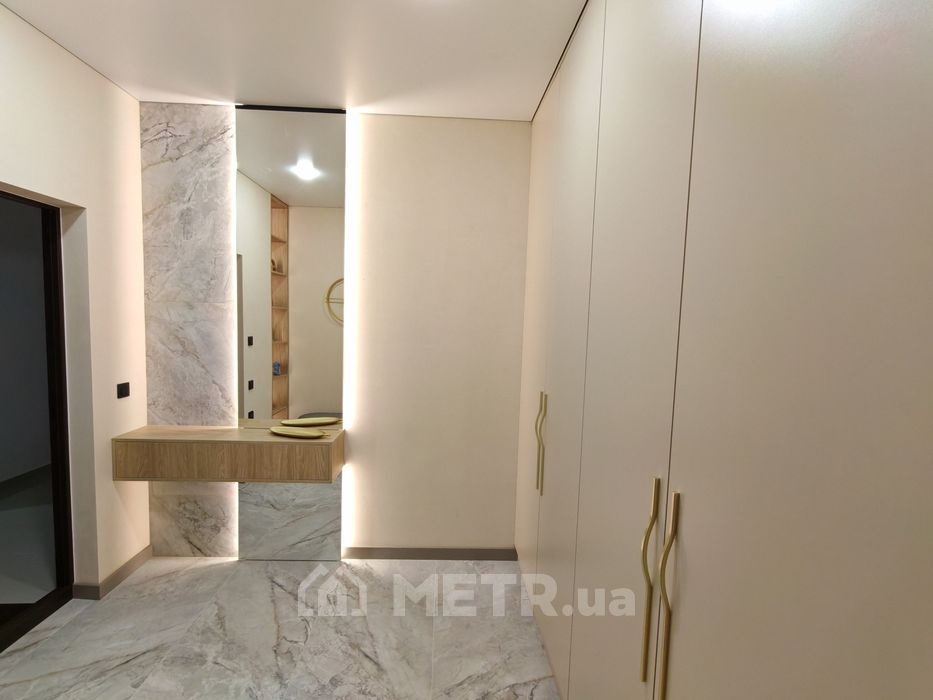 Фото квартиры, г. Одесса, ул. Краснова 1Ж (21892-18)