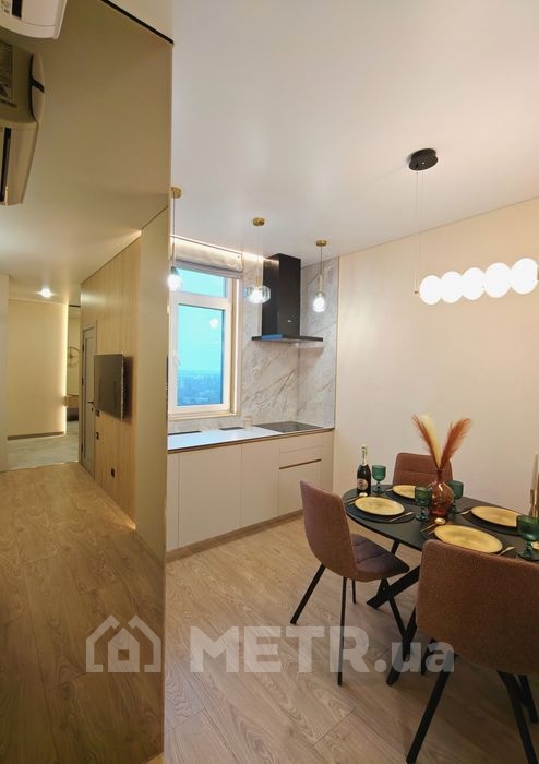 Фото квартиры, г. Одесса, ул. Краснова 1Ж (21892-15)