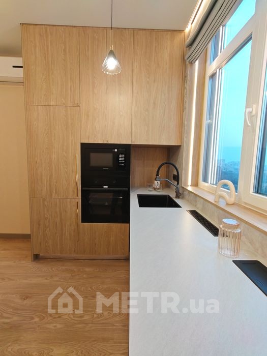 Фото квартиры, г. Одесса, ул. Краснова 1Ж (21892-13)