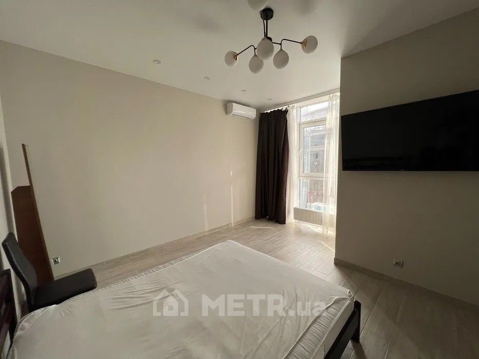 Фото квартиры, г. Одесса, бульвар Французский 60В (21901-8)