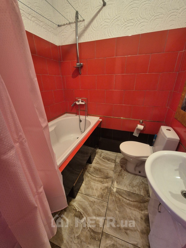 Фото квартиры, г. Черноморск, Провулок Хат 4 (21908-19)