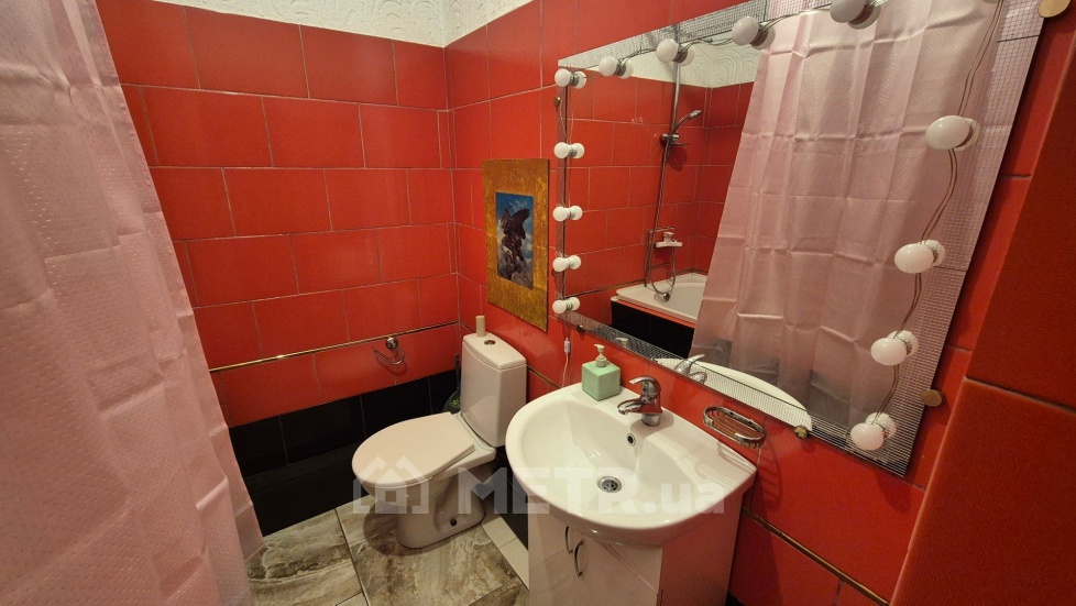 Фото квартиры, г. Черноморск, Провулок Хат 4 (21908-20)