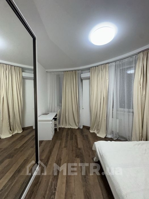 Фото квартиры, г. Одесса, ул. Педагогическая 21/1 (21933-7)