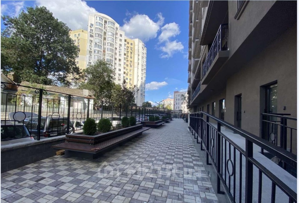 Фото квартиры, г. Одесса, Фонтанская Дорога 25 (СТР) (21940-12)