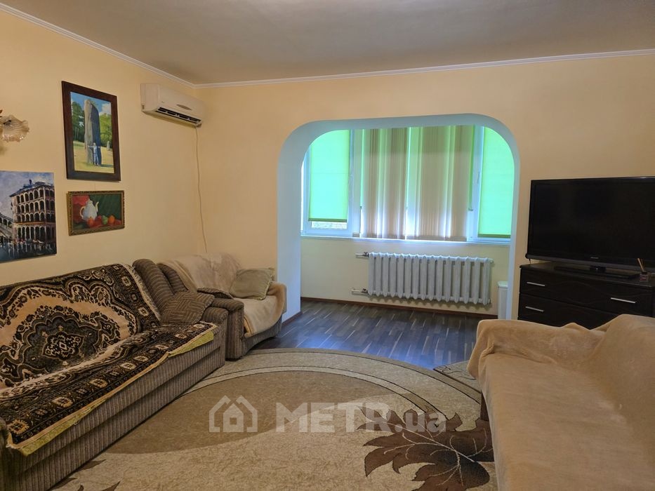 Фото квартиры, г. Черноморск, ул. Лазурная 2 (21949-1)