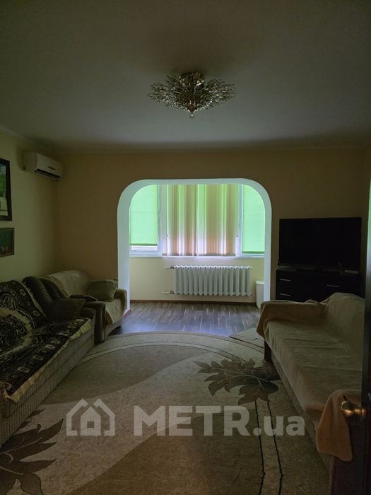 Фото квартиры, г. Черноморск, ул. Лазурная 2 (21949-5)