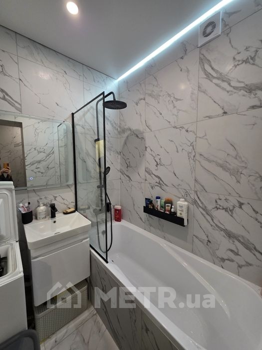 Фото квартиры, г. Черноморск, ул. Лазурная 2 (21949-15)