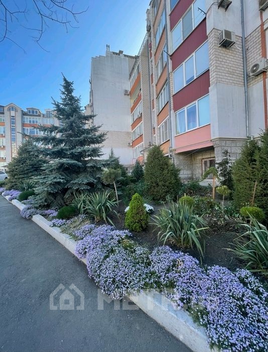 Фото квартиры, г. Черноморск, ул. Лазурная 2 (21949-20)