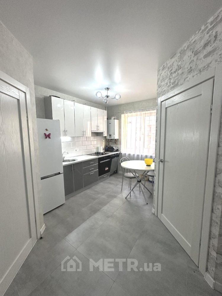 Фото квартири, м. Одеса, вул. Маршала Малиновського 18 (21979-7)