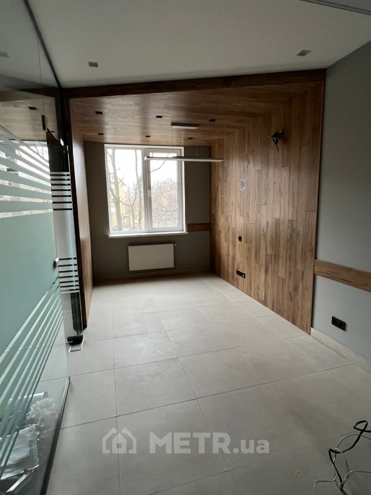 Фото комерційної нерухомості, м. Одеса, вул. Михайлівська 8 (22043-1)