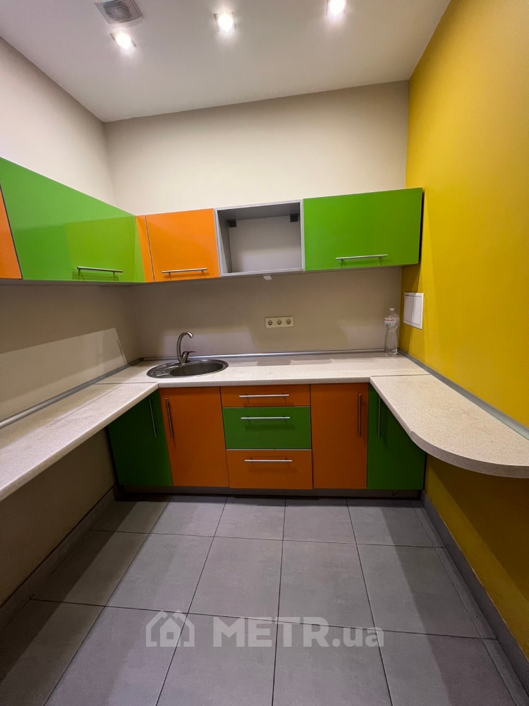 Фото комерційної нерухомості, м. Одеса, вул. Маршала Говорова 10/6 (22045-4)