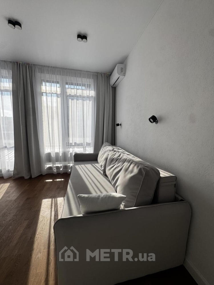 Фото квартиры, г. Одесса, пер. Дачный 28 (22093-7)