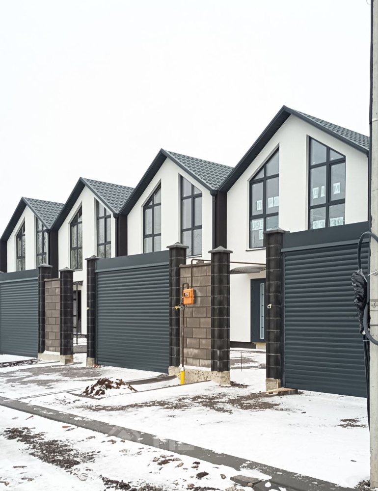 Фото дома, пос. Лески, вул. Владислава Бувалкина 5 (21708-2)