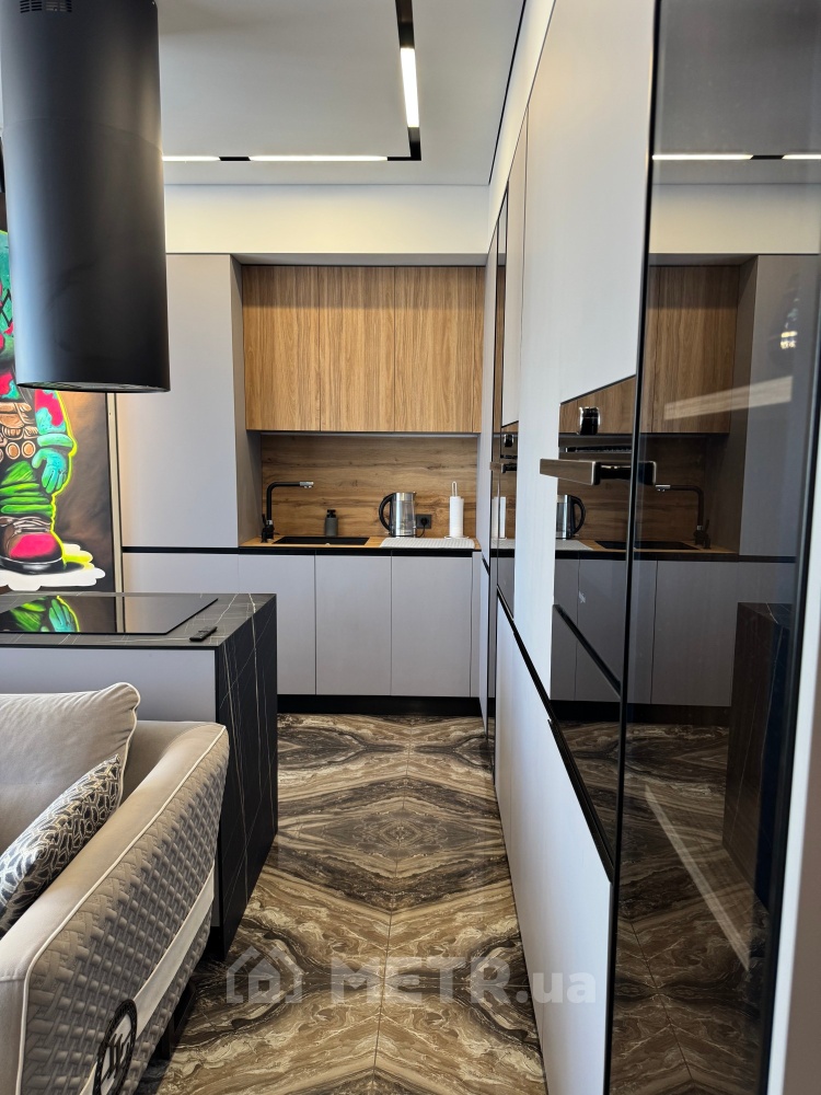 Фото квартиры, г. Одесса, пер. Компасный 1А (22103-2)