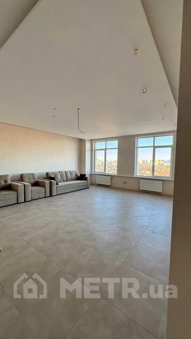 Фото квартиры, г. Одесса, ул. Макаренко 2А (22106-1)