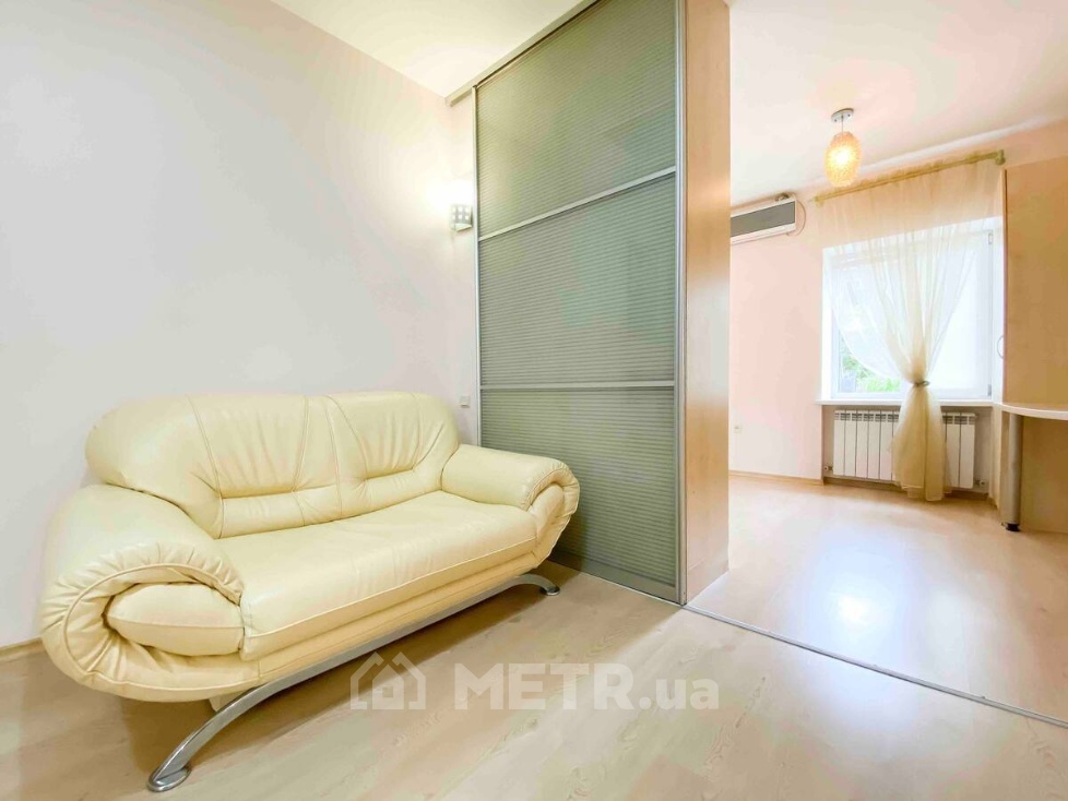 Фото квартиры, г. Одесса, пер. Каретный 7 (22129-2)