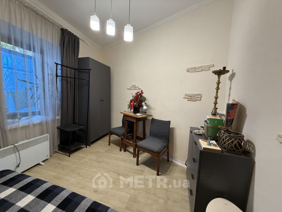 Фото квартиры, г. Одесса, пер. Ломаный 14 (22099-2)