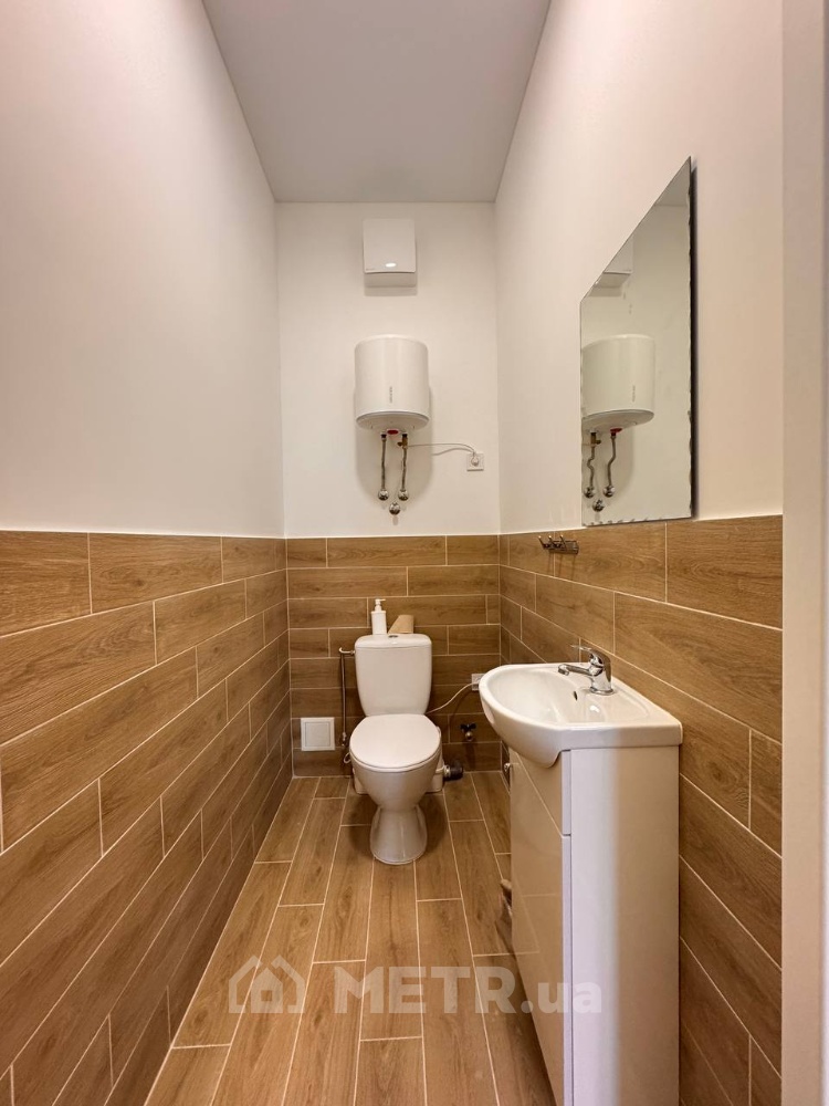 Фото коммерческой недвижимости, г. Одесса, ул. Ивана Франко 40 (СТР) (22135-7)