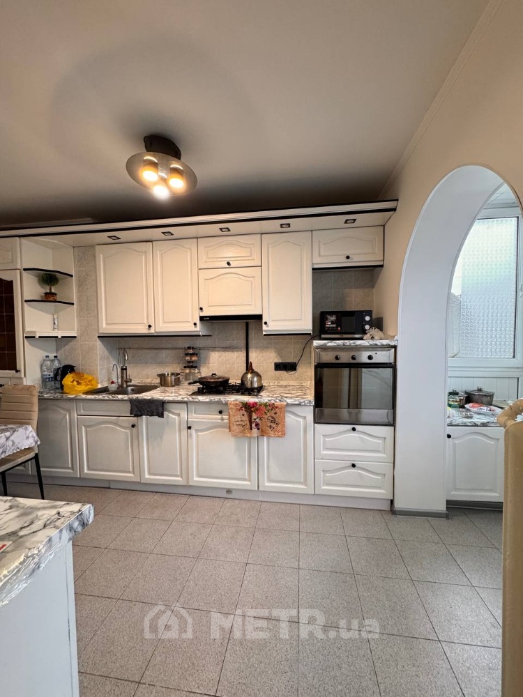 Фото квартиры, г. Одесса, ул. Ильфа и Петрова 19 (22141-1)