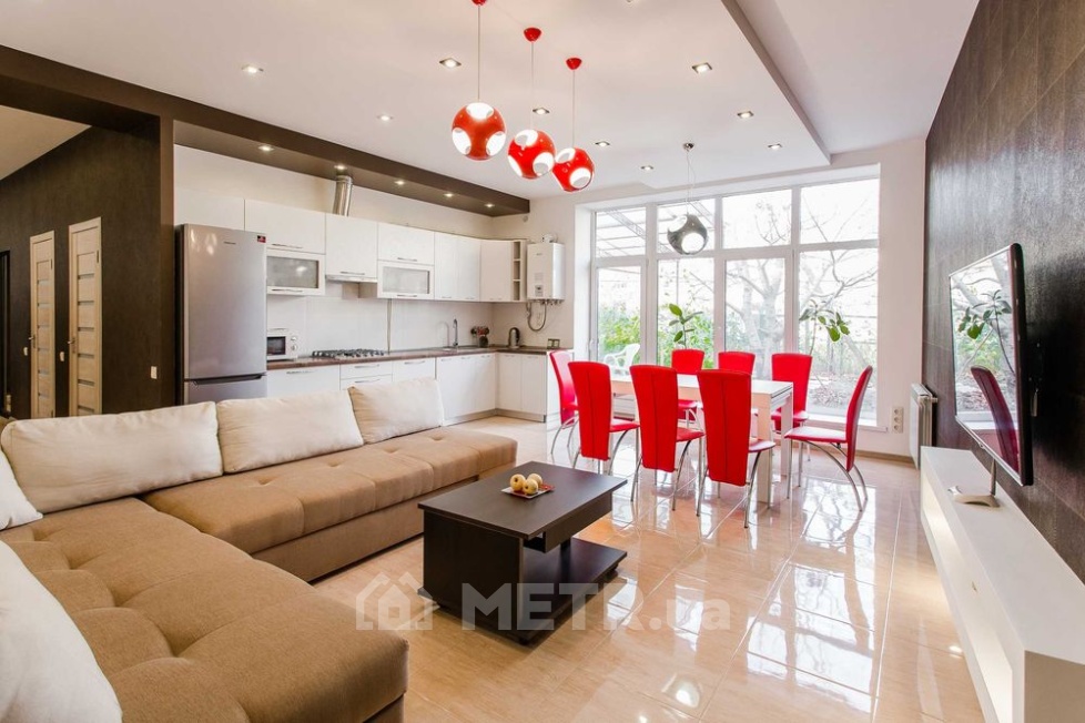 Фото дома, г. Одесса, ул. Зоринская 30 (22197-12)