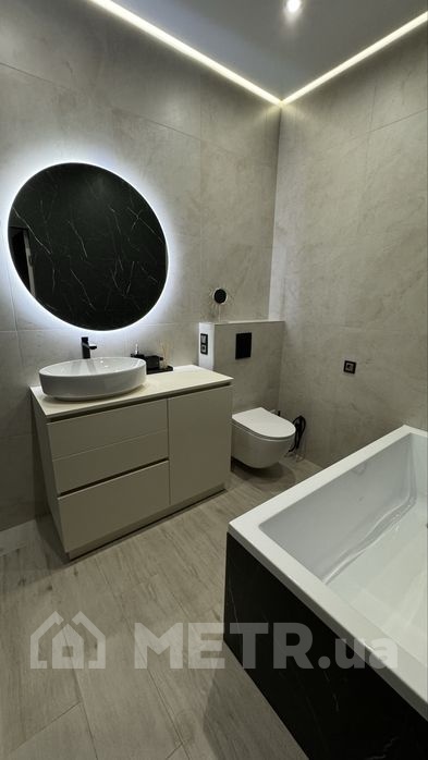 Фото квартиры, г. Одесса, ул. Толбухина 135 (22205-8)