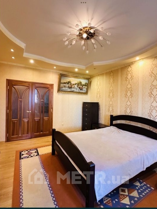 Фото квартиры, г. Одесса, ул. Зоопарковая 4 (22206-6)