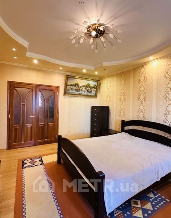 Фото квартиры, г. Одесса, ул. Зоопарковая 4 (22206-7)