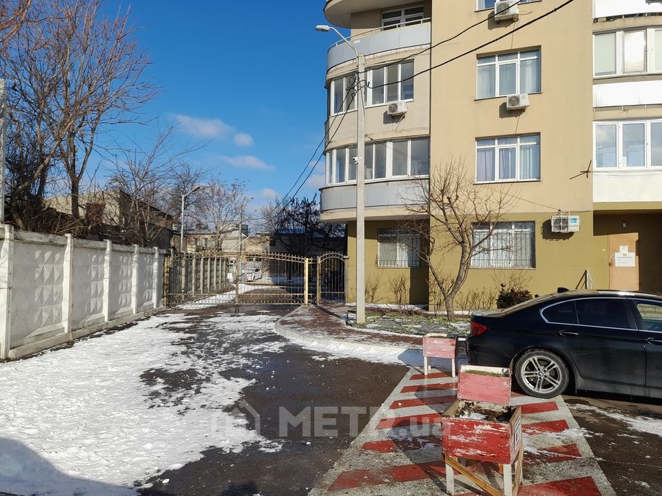 Фото квартиры, г. Одесса, ул. Бреуса 63/1 (22212-10)