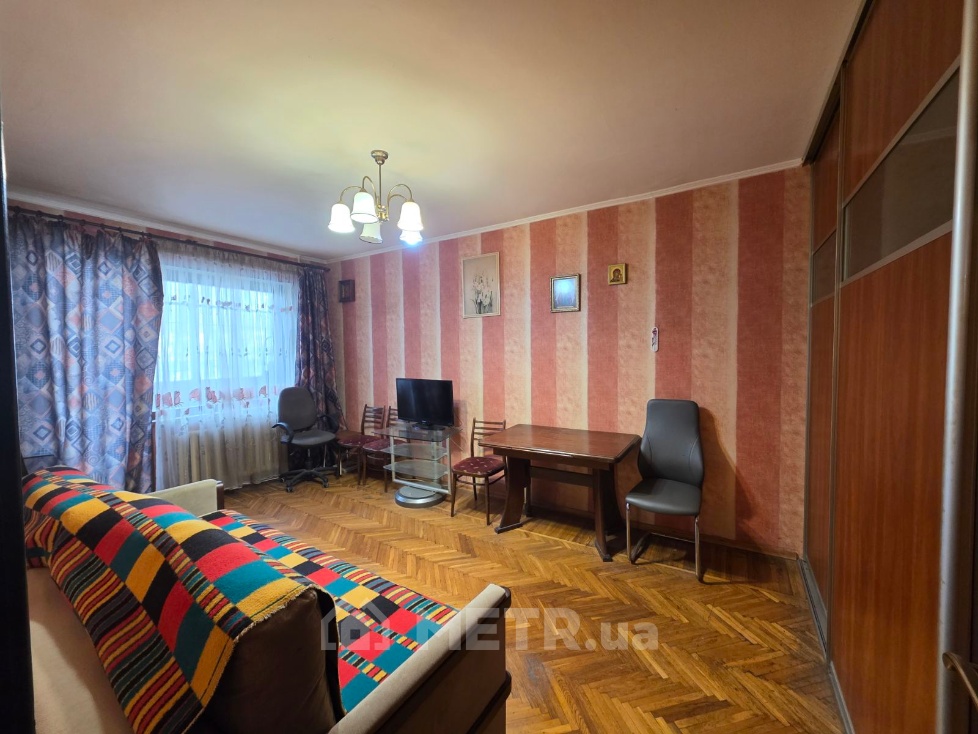 Фото квартиры, г. Одесса, ул. Ильфа и Петрова 10 (22217-8)