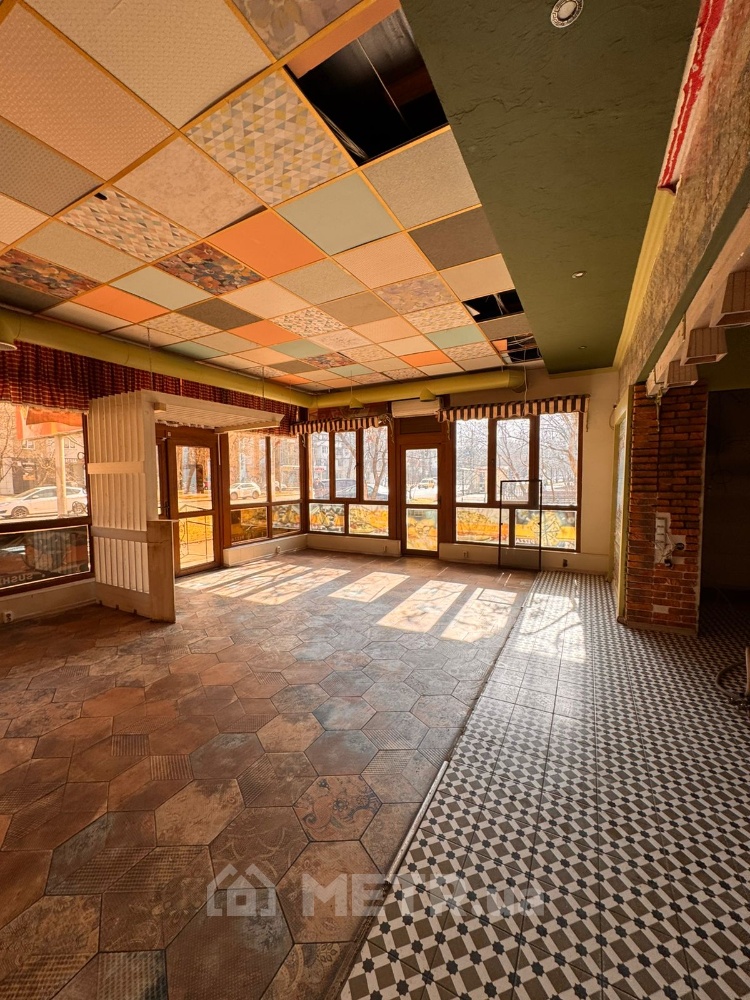 Фото коммерческой недвижимости, г. Одесса, ул. Академика Королёва 54 (22140-15)