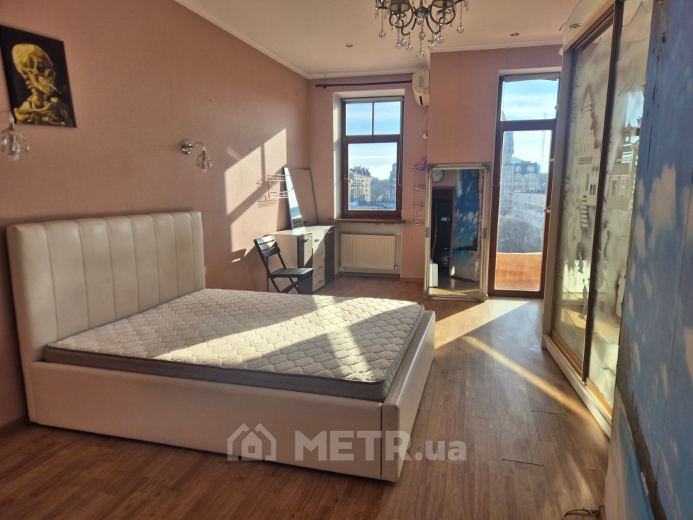 Фото квартиры, г. Одесса, ул. Жуковского 10 (22262-5)