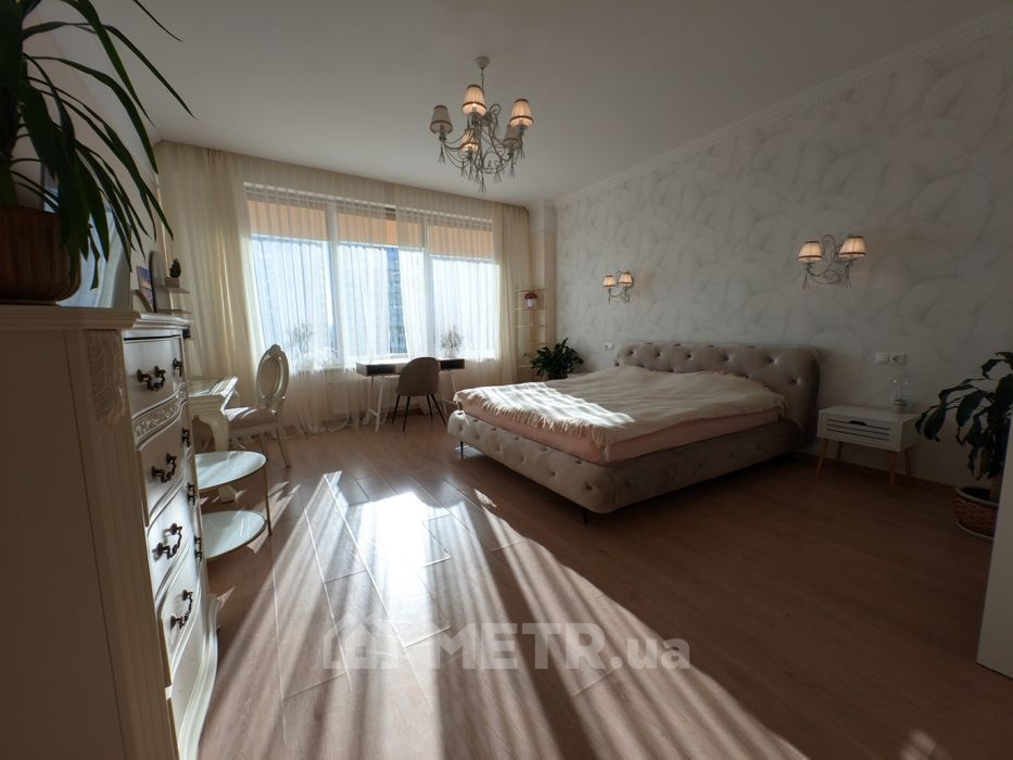 Фото квартиры, г. Одесса, ул. Литературная 1А (22291-5)