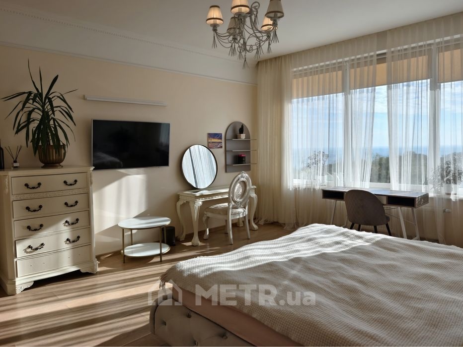 Фото квартиры, г. Одесса, ул. Литературная 1А (22291-6)