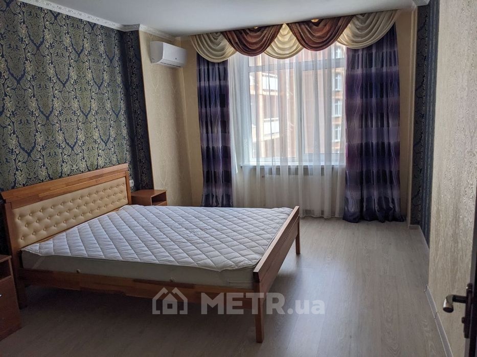 Фото квартиры, г. Одесса, ул. Средняя 24 (22292-1)