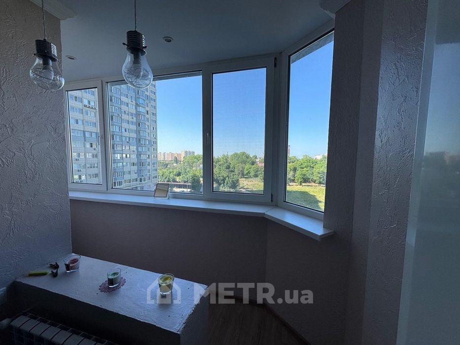 Фото квартиры, г. Черноморск, ул. Парусная 18 (22332-10)