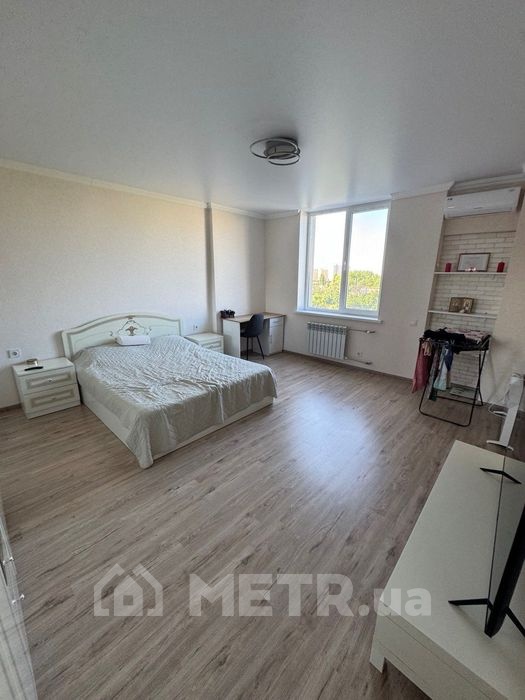 Фото квартиры, г. Черноморск, ул. Парусная 18 (22332-5)