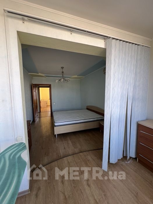 Фото квартиры, г. Одесса, ул. Ильфа и Петрова 8 (22354-3)