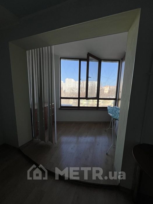 Фото квартиры, г. Одесса, ул. Ильфа и Петрова 8 (22354-2)