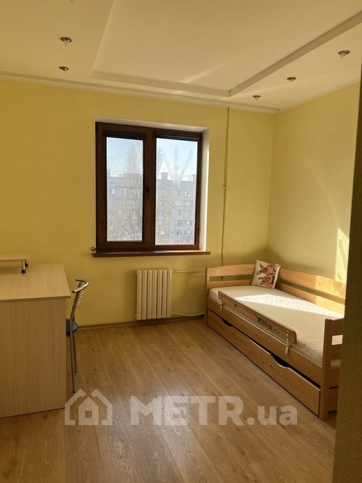 Фото квартиры, г. Одесса, ул. Ильфа и Петрова 8 (22354-5)