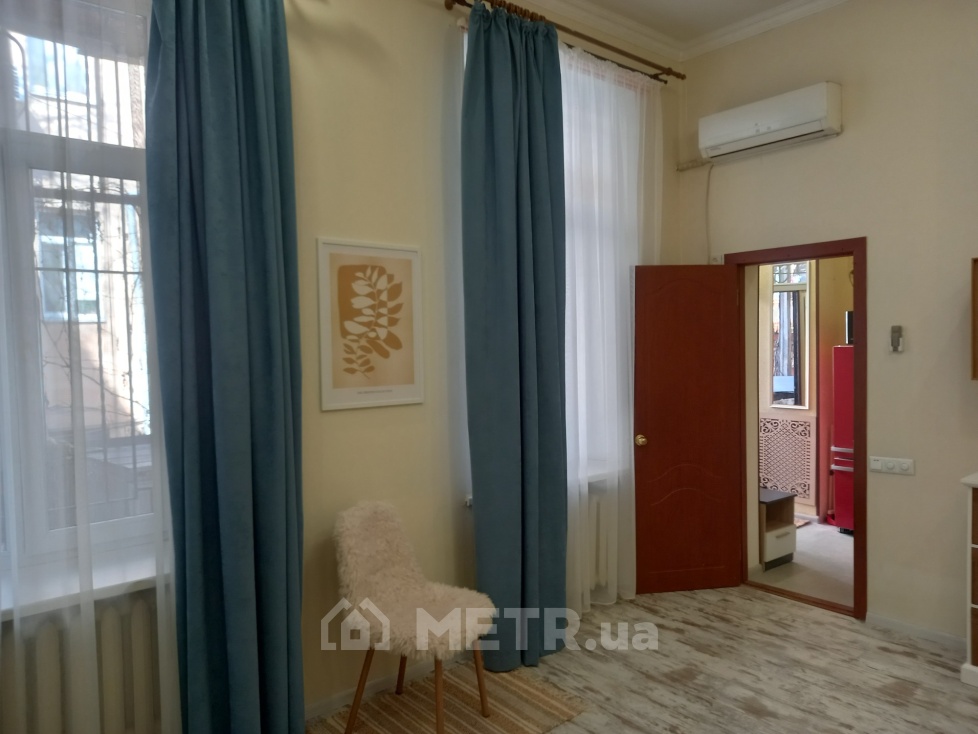 Фото квартиры, г. Одесса, ул. Университетская 13 (22377-6)