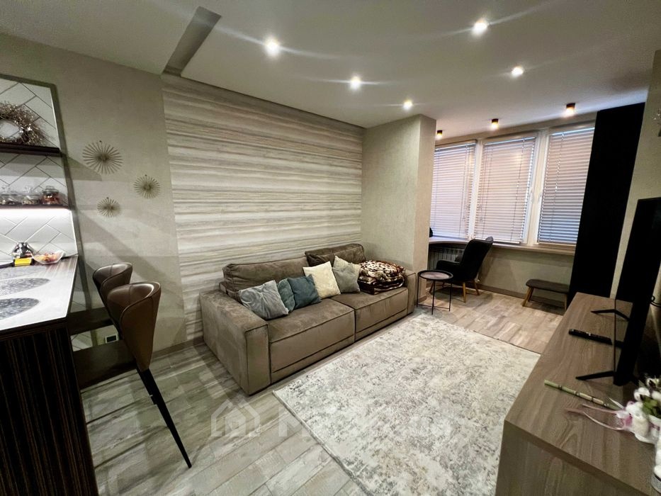 Фото квартиры, г. Одесса, ул. Толбухина 135 (22399-8)