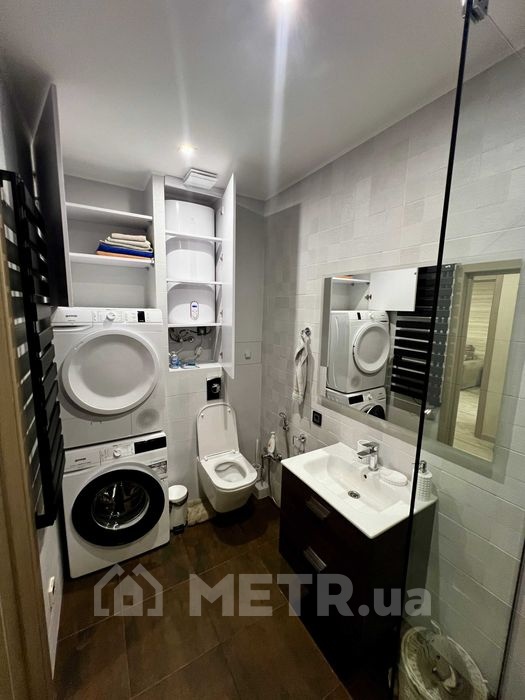 Фото квартиры, г. Одесса, ул. Толбухина 135 (22399-21)