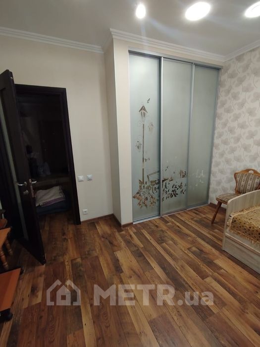 Фото квартиры, г. Черноморск, ул. Парковая 48 (22432-5)