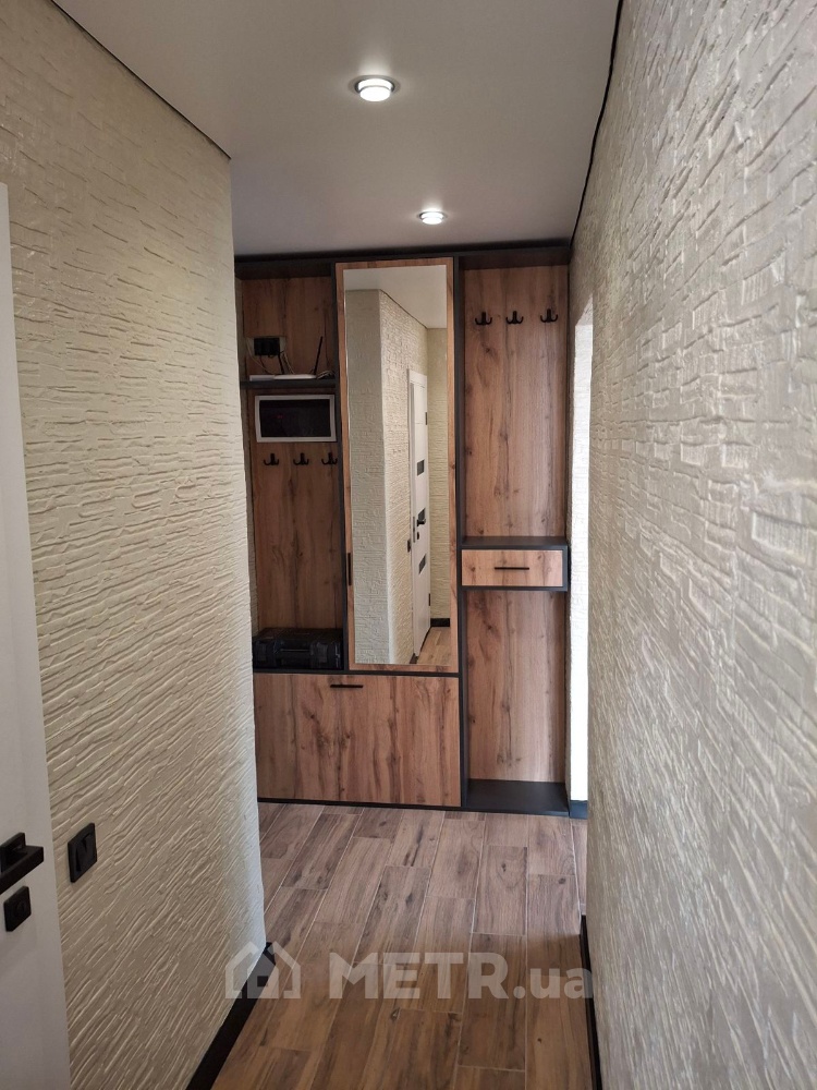 Фото квартиры, г. Черноморск, ул. Лазурная 7 (22504-4)