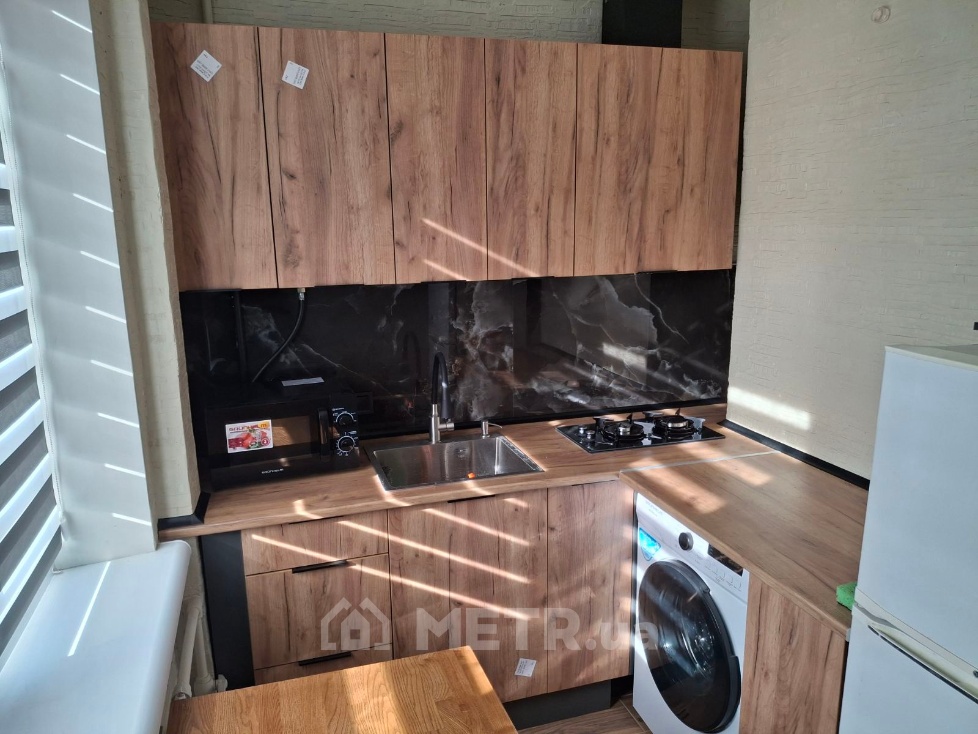 Фото квартиры, г. Черноморск, ул. Лазурная 7 (22504-6)