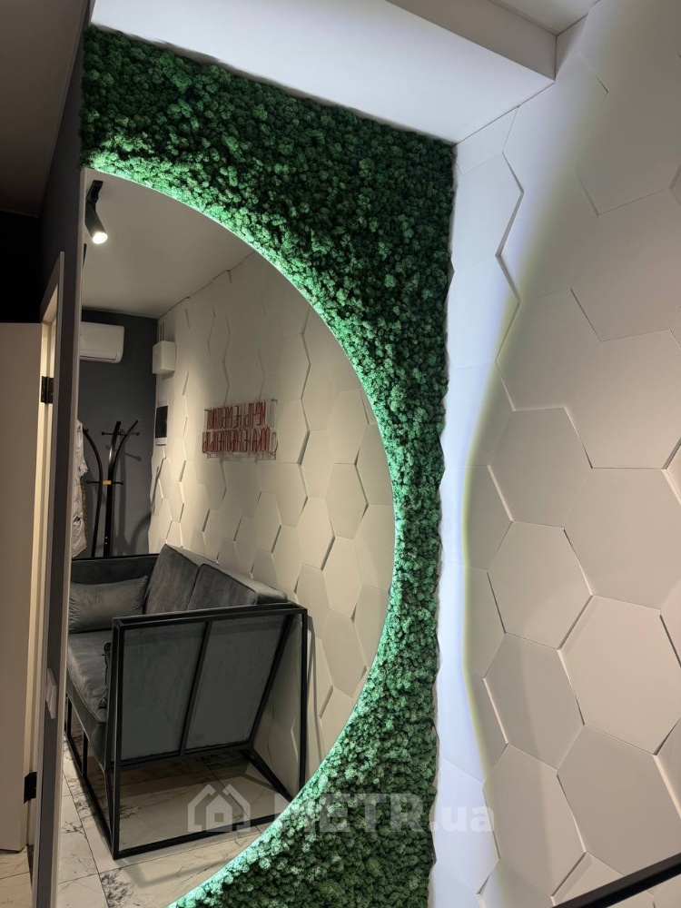 Фото коммерческой недвижимости, с. Крыжановка, ул. Генерала Бочарова 60 (СТР) (22521-7)