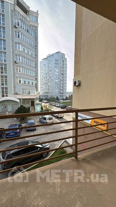 Фото квартиры, г. Черноморск, ул. Парковая 48 (22548-17)